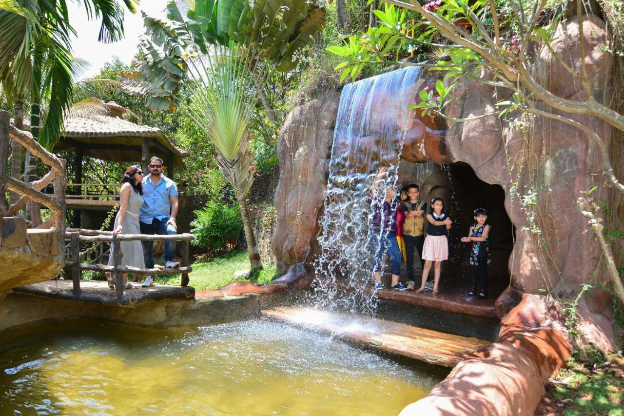 Surya Shibir Resort 浦那 外观 照片